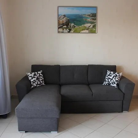 Lizi Apartman Alsoors Exterior photo